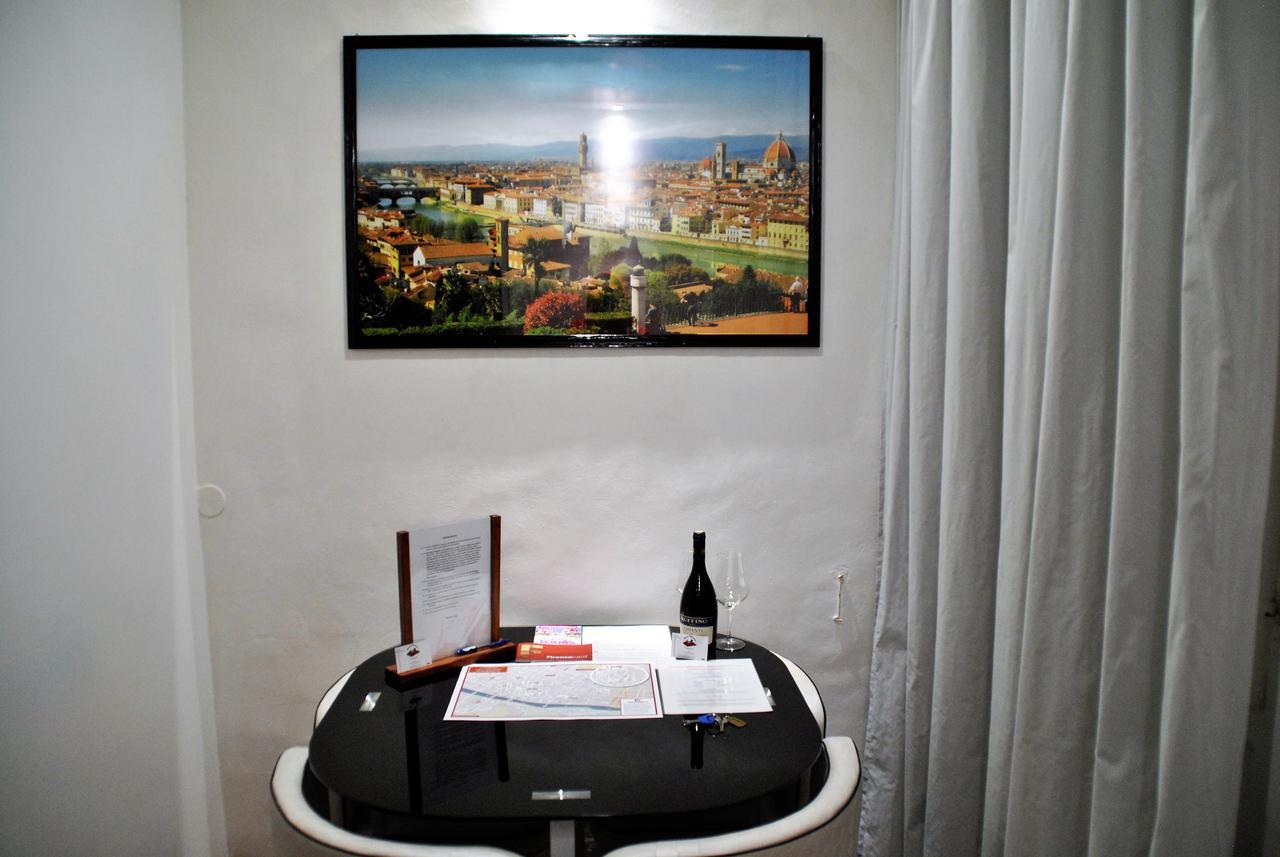 Firenze Rentals Suite Servi Esterno foto